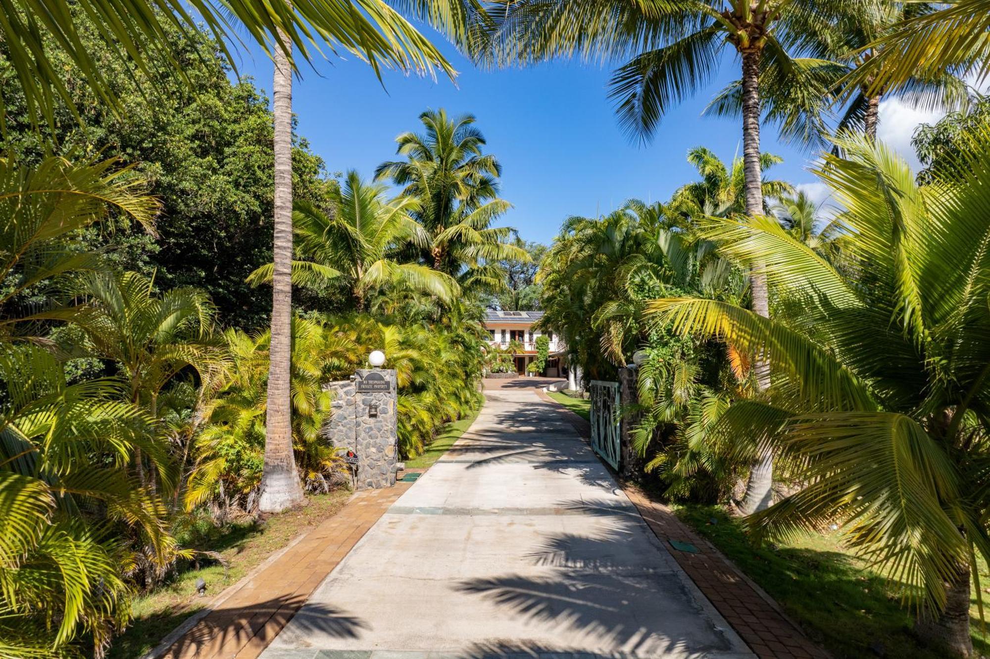 Aloha Aku Bamboo2 Suite - A Serene Retreat By The Shore Kihei Exterior photo